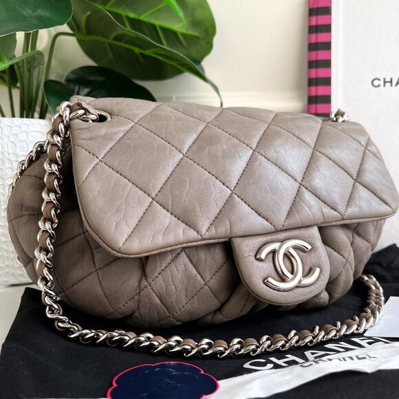 Authentic Chanel Quilted Large Chain Flap Taupe Crossbody Gray-Beige ClutchB0649 - Picture 3 of 16